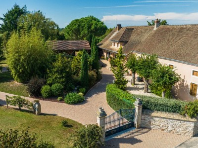 PROPRIETE A VENDRE - CHALON SUR SAONE - 269 m2 - 498000 €