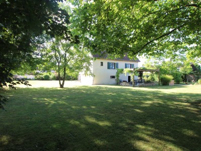 MAISON A VENDRE - TOURNUS - 112 m2 - 266000€
