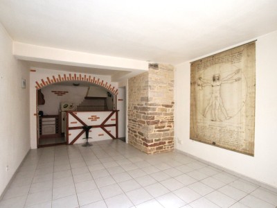 APPARTEMENT T1 A VENDRE - TOURNUS - 41 m2 - 65000€