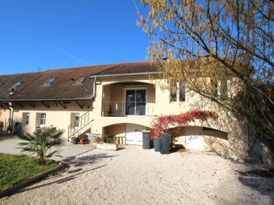 MAISON A VENDRE - TOURNUS - 112 m2 - 195 000 &euro;