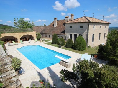 Propriété A VENDRE - TOURNUS - 255 m2 - 790 000 &euro;
