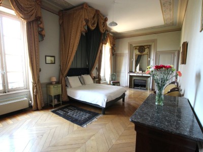 CHATEAU A VENDRE - TOURNUS - 1316 m2 - 2 900 000 &euro;