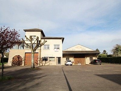 LOCAL D ACTIVITE A VENDRE - SENNECEY LE GRAND - 2440 m2 - 620 000 €
