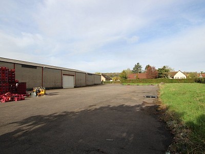 LOCAL D ACTIVITE A VENDRE - SENNECEY LE GRAND - 2440 m2 - 620 000 €
