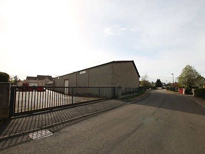 LOCAL D ACTIVITE A VENDRE - SENNECEY LE GRAND - 2440 m2 - 620 000 €