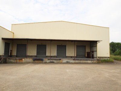 LOCAL INDUSTRIEL - TOURNUS - 3693 m2 - VENDU