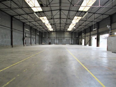 LOCAL INDUSTRIEL - TOURNUS - 3693 m2 - VENDU