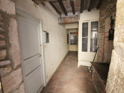 IMMEUBLE DE RAPPORT A VENDRE - TOURNUS - 189 m2 - 150000 €