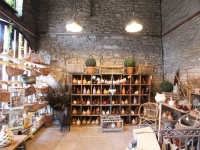 LOCAL COMMERCIAL QUARTIER ABBATIAL A VENDRE - TOURNUS - 300 m2 - RÉALISÉ