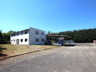 LOCAL INDUSTRIEL A VENDRE - CUISERY - 922 m2 - 460 000 €