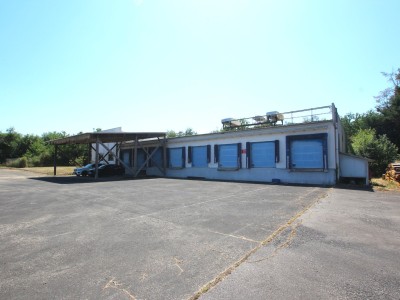 LOCAL INDUSTRIEL A VENDRE - CUISERY - 922 m2 - 460 000 €