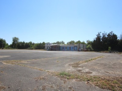 LOCAL INDUSTRIEL A VENDRE - CUISERY - 922 m2 - 460 000 €