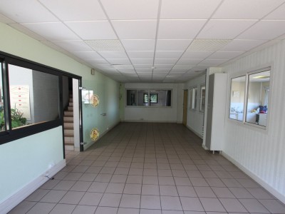 LOCAL INDUSTRIEL A VENDRE - CUISERY - 922 m2 - 460 000 €