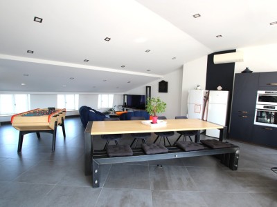 LOFT A VENDRE - TOURNUS - 160 m2 - 315�000�&euro;