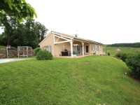 MAISON TRADITIONNELLE SUR SOUS-SOL AVEC PISCINE - CHASSELAS - 124 m2 - VENDU