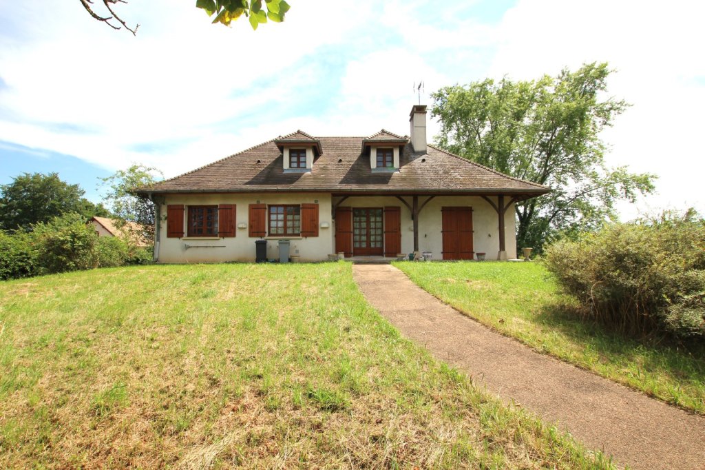 MAISON - CUISERY - 132 m2 - VENDU