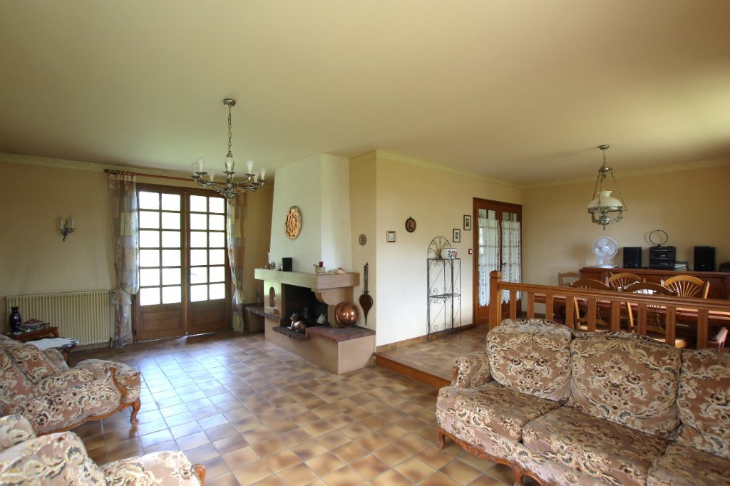 MAISON - CUISERY - 132 m2 - VENDU