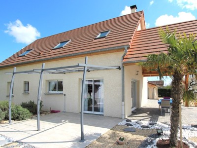 MAISON A VENDRE - CUISERY - 150 m2 - 365000€
