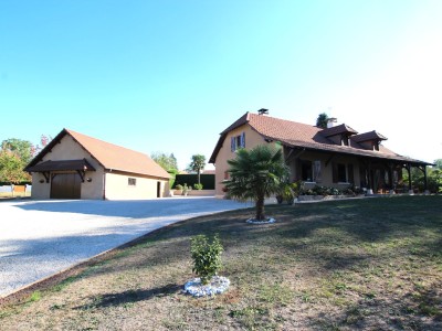 MAISON A VENDRE - CUISERY - 104 m2 - 395 000 €