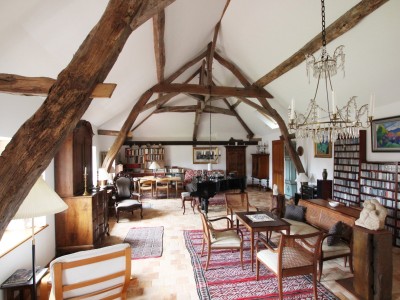 MAISON - ETRIGNY - 160 m2 - VENDU
