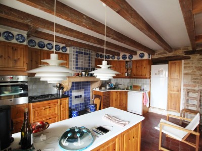 MAISON - ETRIGNY - 160 m2 - VENDU