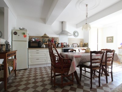MAISON A VENDRE - TOURNUS - 129 m2 - 198000 €