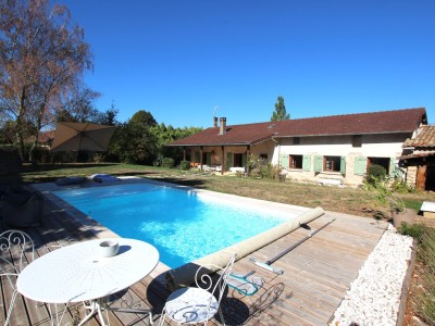 LONGERE A VENDRE - LA GENETE - 129 m2 - 335 000 €