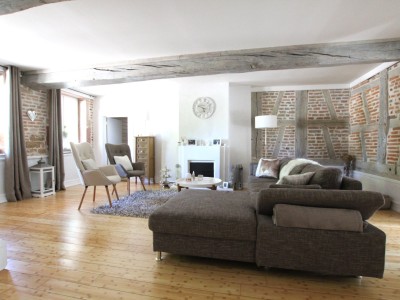 MAISON A VENDRE - LOUHANS - 234 m2 - 385000€