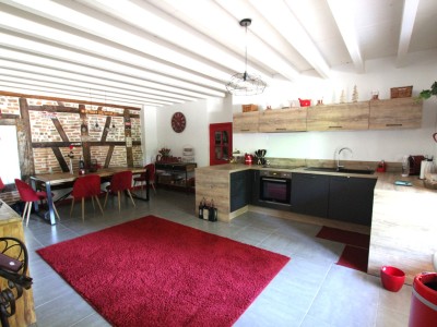 MAISON A VENDRE - LOUHANS - 234 m2 - 385000€