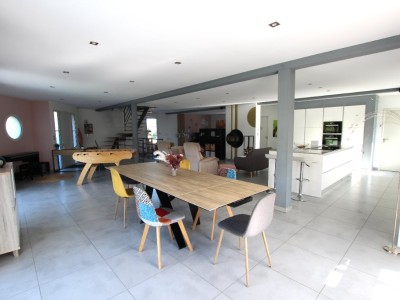 MAISON A VENDRE - MACON - 223 m2 - 589 000 &euro;
