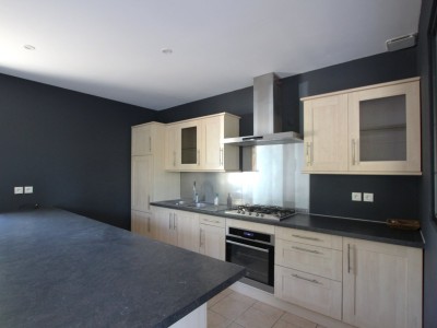 MAISON SUR SOUS SOL A VENDRE - MANCEY - 89 m2 - 245 000 €