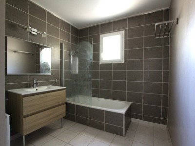 MAISON SUR SOUS SOL A VENDRE - MANCEY - 89 m2 - 245 000 €