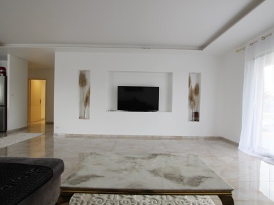 MAISON - SIMANDRE - 141 m2 - 299000 €