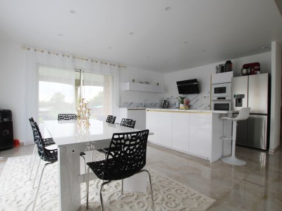 MAISON - SIMANDRE - 141 m2 - 299000 €