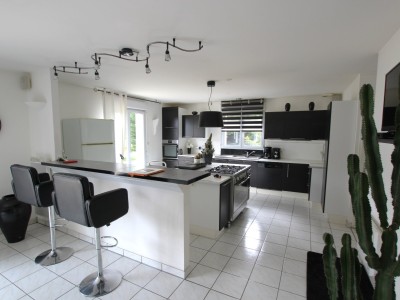 MAISON A VENDRE - ST GENGOUX LE NATIONAL - 202 m2 - 585 000 &euro;