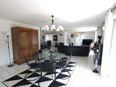 MAISON A VENDRE - ST GENGOUX LE NATIONAL - 202 m2 - 585 000 &euro;