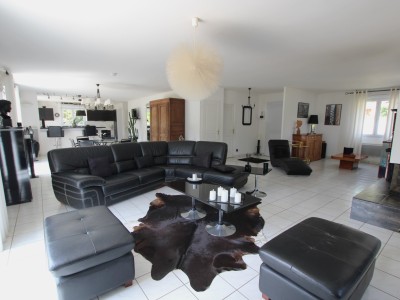 MAISON A VENDRE - ST GENGOUX LE NATIONAL - 202 m2 - 585 000 &euro;