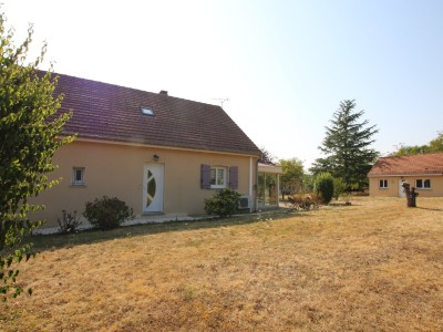 MAISON A VENDRE - ST GENGOUX LE NATIONAL - 132 m2 - 349 000 €
