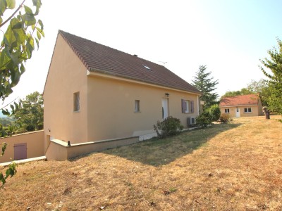 MAISON A VENDRE - ST GENGOUX LE NATIONAL - 132 m2 - 349 000 €