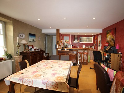 MAISON DE VILLE A VENDRE - TOURNUS - 88 m2 - 270000 €