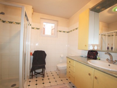 MAISON - TOURNUS - 229 m2 - 298000 €