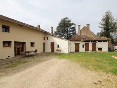 MAISON A VENDRE - TOURNUS - 163 m2 - 225000 €