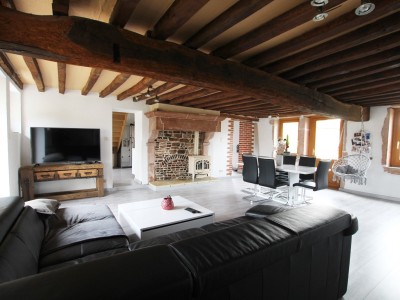 MAISON A VENDRE - TOURNUS - 163 m2 - 225000 €
