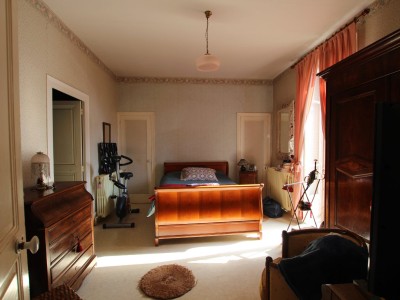 MAISON A VENDRE - TOURNUS - 151 m2 - 298000 €