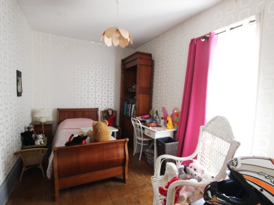 MAISON A VENDRE - TOURNUS - 151 m2 - 298000 €