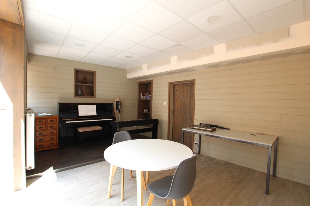MAISON - TOURNUS - 122 m2 - VENDU