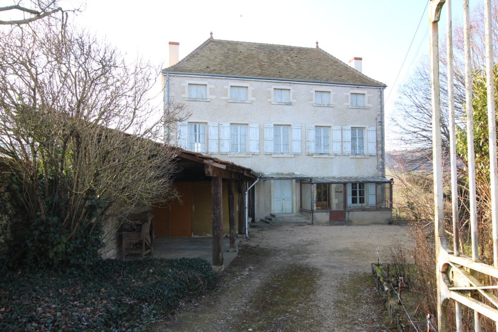 MAISON - TOURNUS - 105 m2 - VENDU