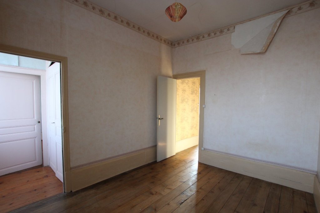 MAISON - TOURNUS - 105 m2 - VENDU