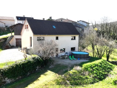 MAISON A VENDRE - TOURNUS - 181 m2 - 298000€