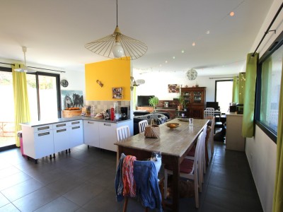 MAISON A VENDRE - TOURNUS - 181 m2 - 298000€